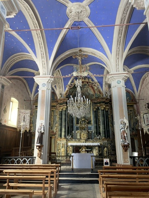 Intérieur eglise